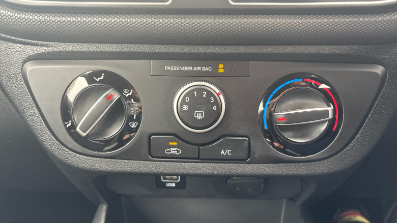 Hyundai i10 1.2 MPi SE Connect 5dr Petrol Hatchback